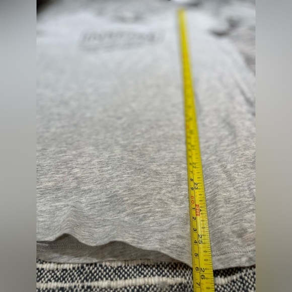 RW&CO - Camber & Grace T-Shirt Inspire Size Small - Picture 10 of 12